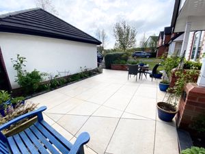 Front Patio Area- click for photo gallery